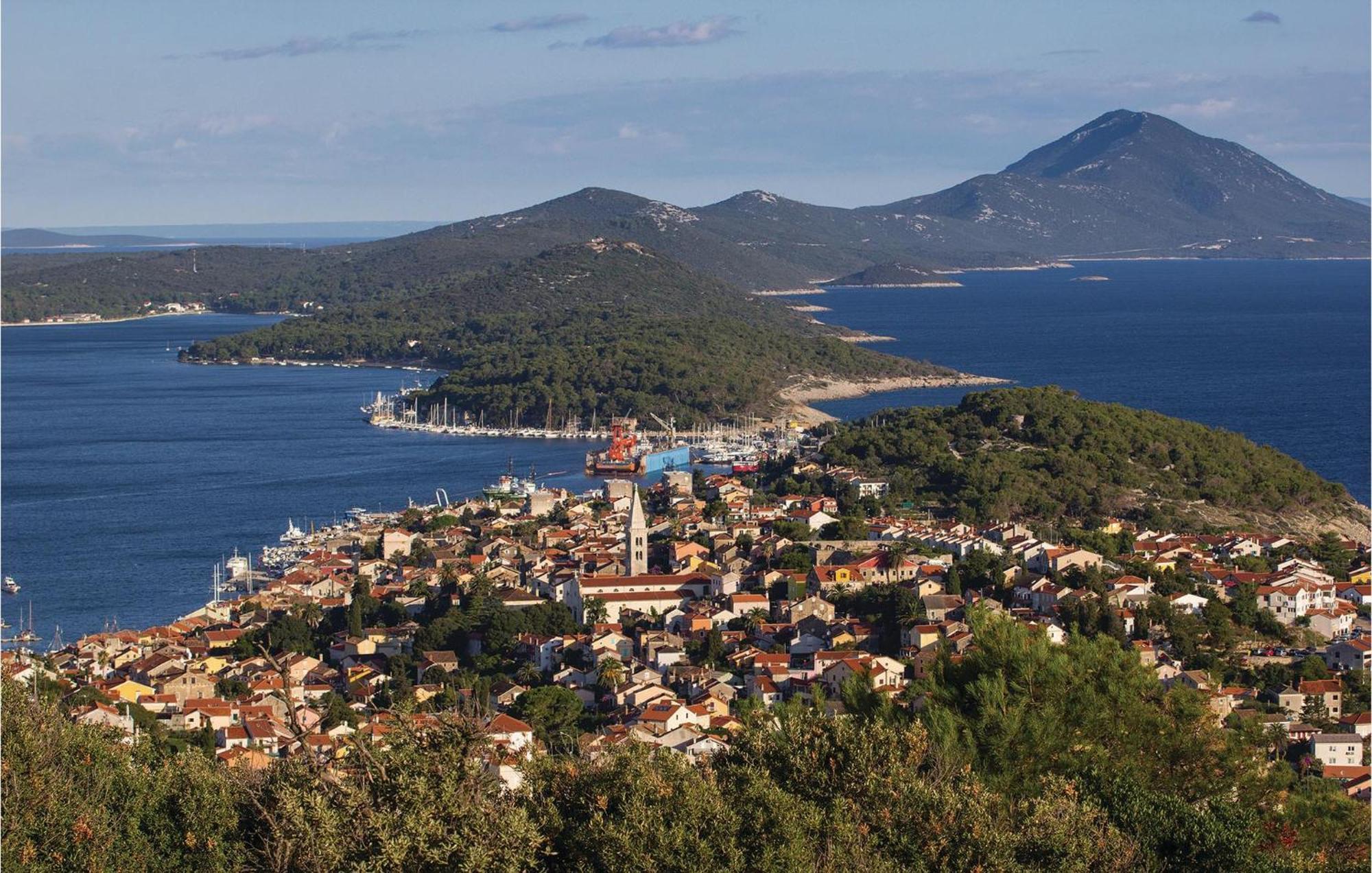 Amazing Apartment In Mali Losinj With Wifi Exterior foto